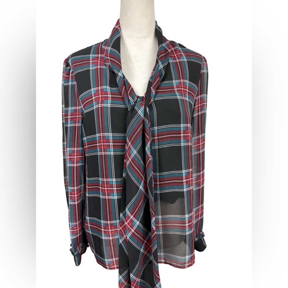 Draper James Georgia plaid print top with tie  size large
